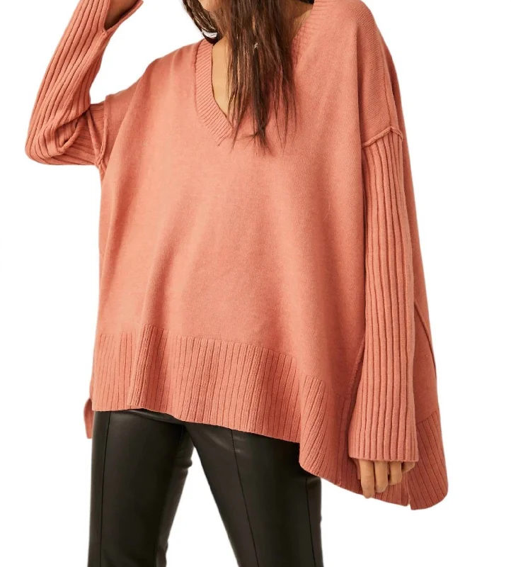 Orion A Line Tunic Top In Lightest Rose