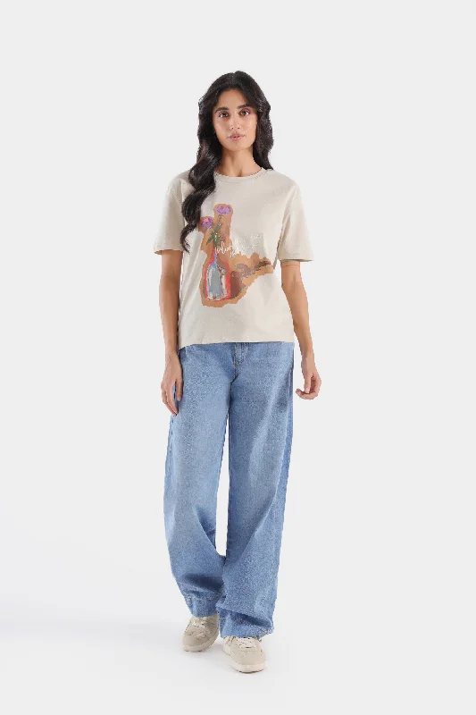 Art Embroidered Graphic Cropped T-shirt