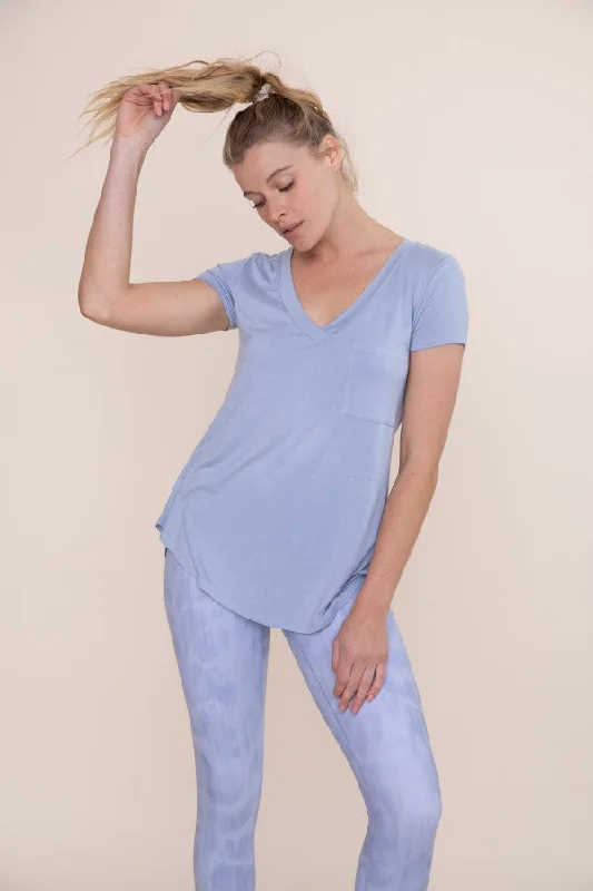 Mono B Longline Deep V-Neck Pocket Shirt In Fog Blue