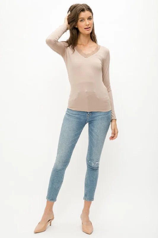 Mystree Lace V Neck Modal Top In Dusty Pink